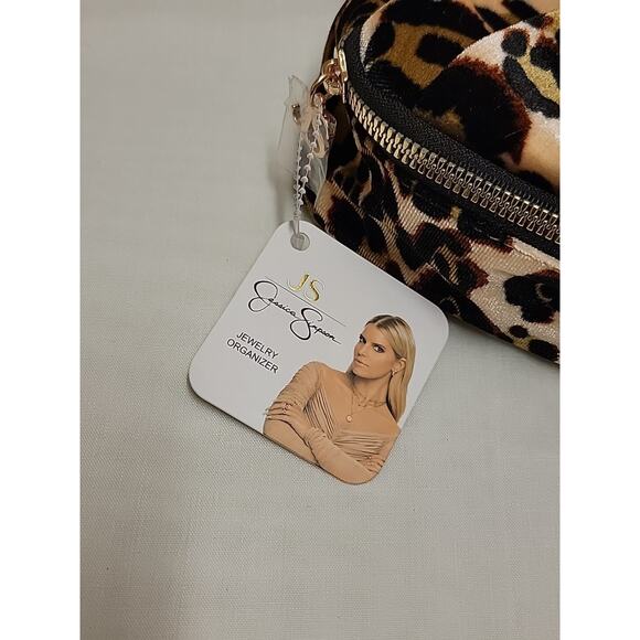 Jessica Simpson Jewelry Organizer Leopard Print Single Compartment Brown - Picture 3 of 6